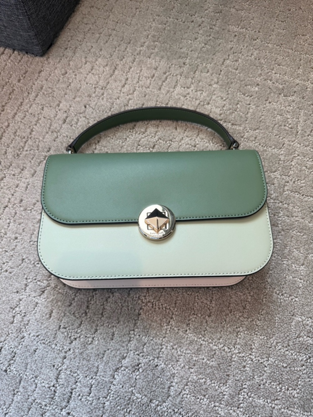 Kate Spade Two-Tone Green Leather Crossbody Bag with Detachable Straps - Picture 2 of 7
